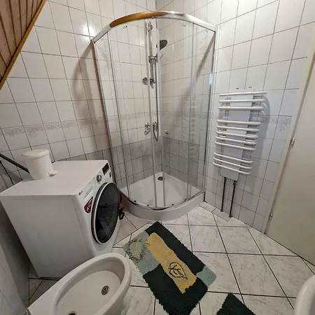 In Fonyod/balaton 18583 Apartament