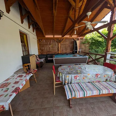 Apartament In Fonyod/balaton 18583 *